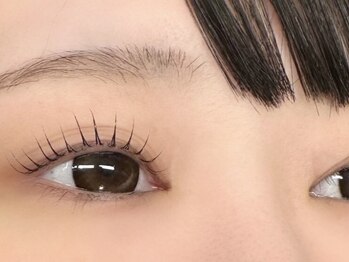 エムピカ(Mpika)の写真/当店人気No.1キラメキまつげパ-マ【リッチエッセンス】付¥4100！目元を華やかに仕上げて印象UP♪