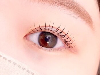 ピュアリス(Pualice)の写真/ナチュラル×トレンド★まつ毛パーマ￥4000/パリジェンヌラッシュリフト¥4800/カラーフラットも!満足度◎