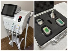 まぶ家の雰囲気(高出力の脱毛機。 部位ごとに調整するアタッチメント。)