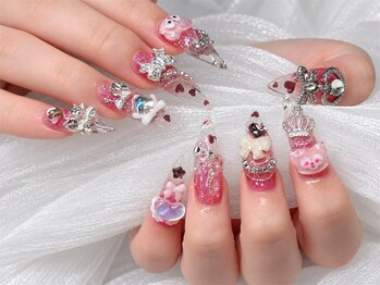 ネイルズ イロハ 池袋店(NAILS 168)の写真/話題のクロムや夏時期に人気なシェルネイルなど】豊富なデザインをご用意！どんなデザインもお任せ♪