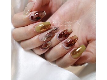 ネイルサロン R/ニュアンス*スタイリングコース