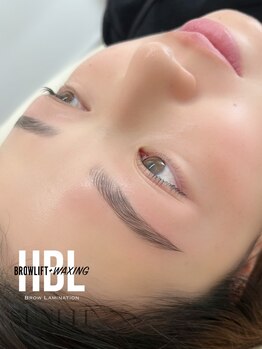 サンリット(SUNLIT)の写真/印象&眉メイクが変わる♪次世代アイブロウ/毛流れ矯正眉毛パーマ《ハリウッドブロウリフト》で眉毛革命！