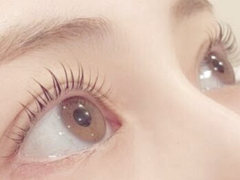 アイラッシュ ハテナ(hatena)の写真/【お子様同伴可◎駐車場有】忙しい朝のメイク時間を短縮!自然なカールで注目されるパッチリeyeに変身★