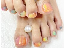 アリイネイルズ(ALII Nails)/カラフルオーロラフットネイル