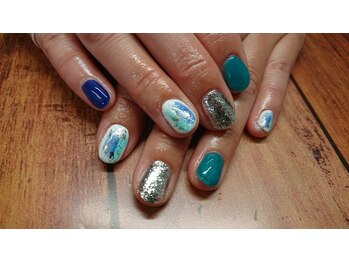 モノトーン(MONOTONE)/