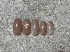 ¥8600-