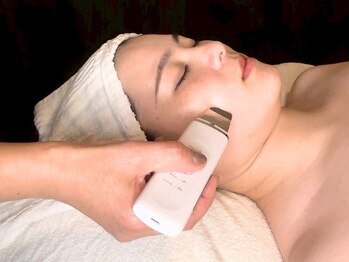 ソワレ(soiree)の写真/黒ずみ・ざらつき徹底ケア！透明感あふれるツヤ肌へ導く毛穴洗浄◎肌トーンUP、化粧ノリも格段に変わる♪