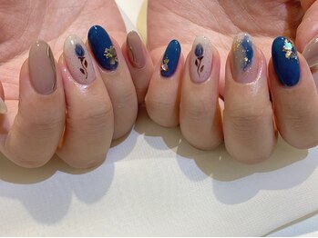 ネイルズ ララ(nails Lala)/ネイビー。