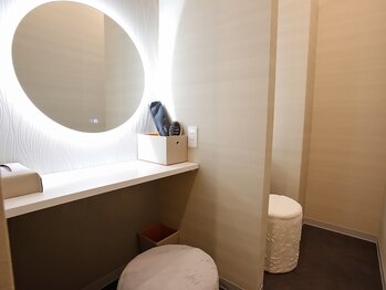 美方/メイクルーム・アメニティ完備♪