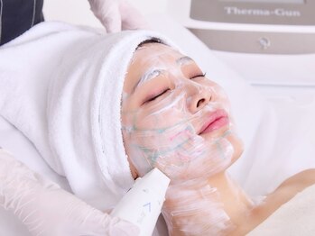 美肌ラボ クリア(clear)の写真/【韓国式 瞬間リフトアップ＆水光肌】Therma-Gan500ショット×PDRN導入