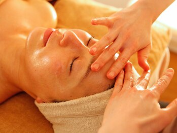 エクリュ 美顔 痩身専門サロン(ecru)/