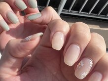 セムヤネイル(sem'ya nail)/デイジーネイル