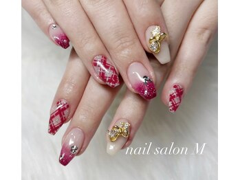 ネイルサロン M/持ち込みデザイン 8900円