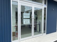 ホワイトベリー 空港通店(White Berry)/【外観入り口】