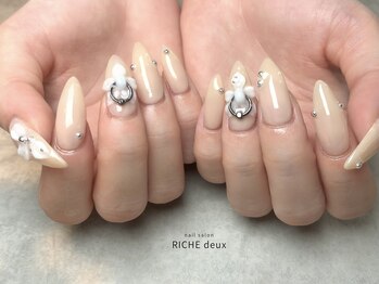 リッシュ ドゥ(RICHE deux)/フラワー×ピアス