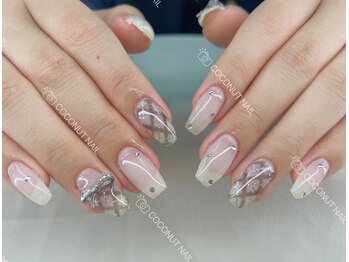 ココナッツネイル/