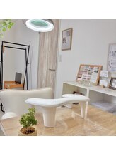 サロン ロダン(SALON RODAN)/室内