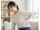 スマイル整骨院の写真/【繰り返す腰痛にサヨナラ】産前産後のデリケートな腰の痛みも、専門知識を持つ院長にお任せください。