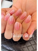 デジャヴ(Dejavu)/ホワイトグラデーションネイル