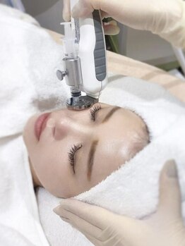 トロワ(TROIS)の写真/医療機関提携！話題の冷却導入マシン★高濃度美容成分が肌深部に浸透。DTなしの肌質改善！敏感肌の方にも◎