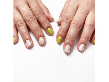 アイリッシュネイル 久屋大通店(Irish Nail)/ピスタチオカラー