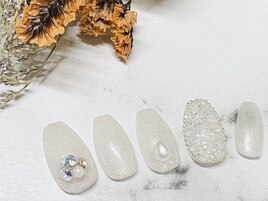ピクシー埋めつくしネイル