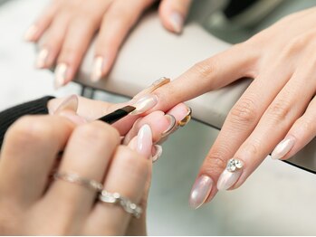 ネイルズクレア(Nail's Crea)の写真/【駅チカ！久屋大通駅徒歩2分★アクセス良好◎】お出かけやお買い物の後にも気軽に可愛いネイルを♪