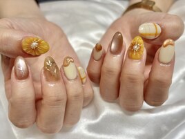 ひまわりネイル