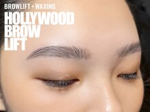 スール トロワ(Sour～trois)/ハリウッドブロウリフト