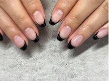 ネイル マックスケリー 神戸(MAXKELLY)/黒フレンチネイル