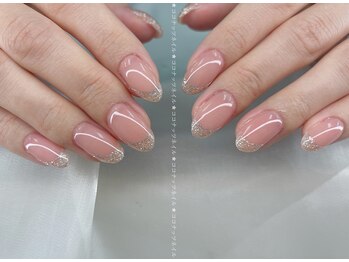ココナッツネイル/斜めフレンチネイル