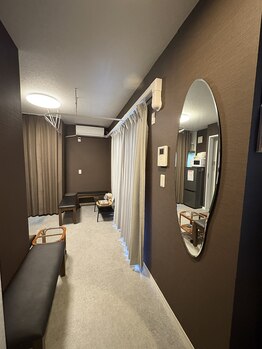 ルアン サバーイ(RuenSabai)/入り口から待合エリア