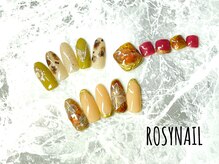 ロージーネイル(ROSYNAIL)