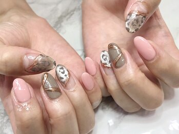 ラルージュ(La Ru-Ju)/マグネットベースのレオパード