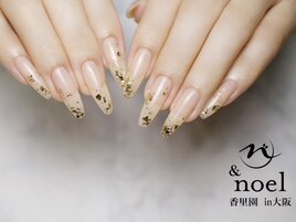 ヌーディベージュ×金箔