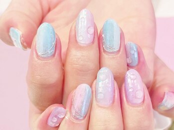 トリーシア(Nail & Beauty Salon Tri-xia)の写真/[初回オフ無料☆フリーアート10本¥7300]爪に優しいフィルイン&美フォルムでモチの良さup◎パーツ持込みok♪