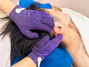 シルクロード 市川店の写真/新導入!【頭活コース体験★¥4400】頭皮を｢美容液導入×コリほぐし×引き上げ｣で頭スッキリ&リフトアップ♪