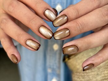 ピョル(PYOL.)/大阪淀屋橋|囲みブラウンマグ