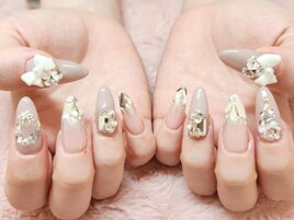 クリスマスビジューネイル