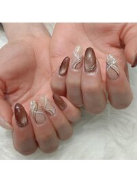 流れるデザインネイル