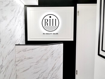 リィ(Riii)の写真/【韓国式毛穴洗浄】毛穴汚れや黒ずみをごっそり大洗浄！透明感のある肌へ導きます♪《表参道駅徒歩4分》