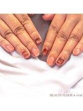 ビューティーフロア ビビット サロンアンドスクール(BEAUTYFLOOR vivid salon&school)/ケアカラー