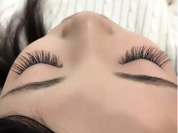 ラフ アイラッシュ アンド アイブロウ(ROUGH Eyelash&Eyeblow salon)/