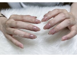 【mizuki 施術】デザインネイル