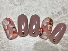 ネイルサロン ウノ 湘南平塚(UNO)/大人フラワー