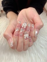 ザ ネイル(The Nail) Emi エミ