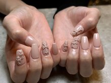 アール(R)/ショートネイルでクロムネイル