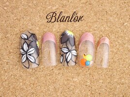 ボタニカル　リゾートネイル