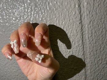 ソウ 難波店 nail salon Souの写真/【難波】*Art10本¥7900* 可愛すぎるVカットストーン、立体パーツ多数！探し求めていたパーツも見つかる♪