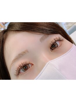 ナチュラル上品な目元にしたい